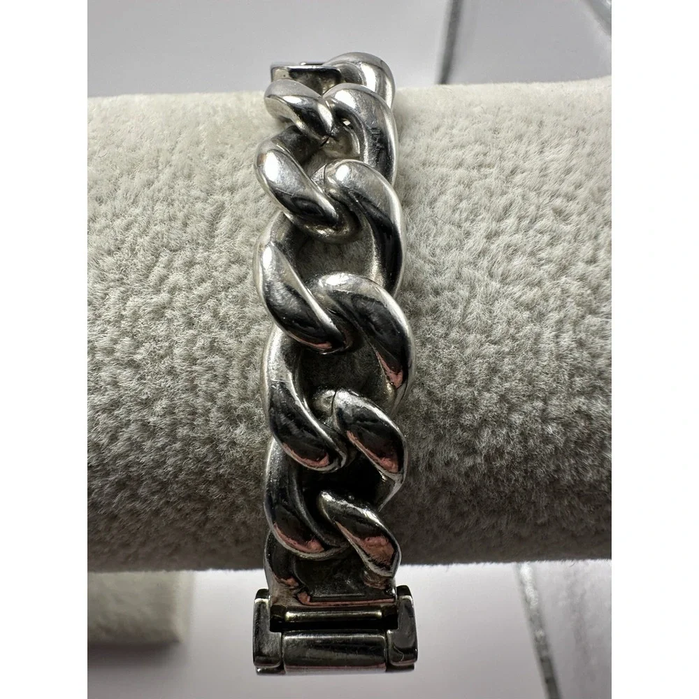 Guess‎ G95187L Ladies Hidden Watch New Battery 13MM 7.25